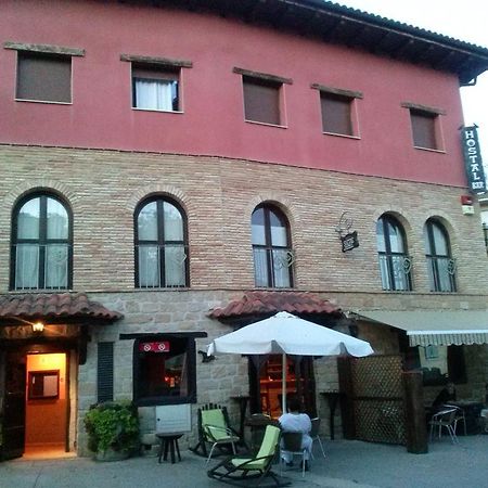 Hostal Suetxe Los Arcos Bagian luar foto