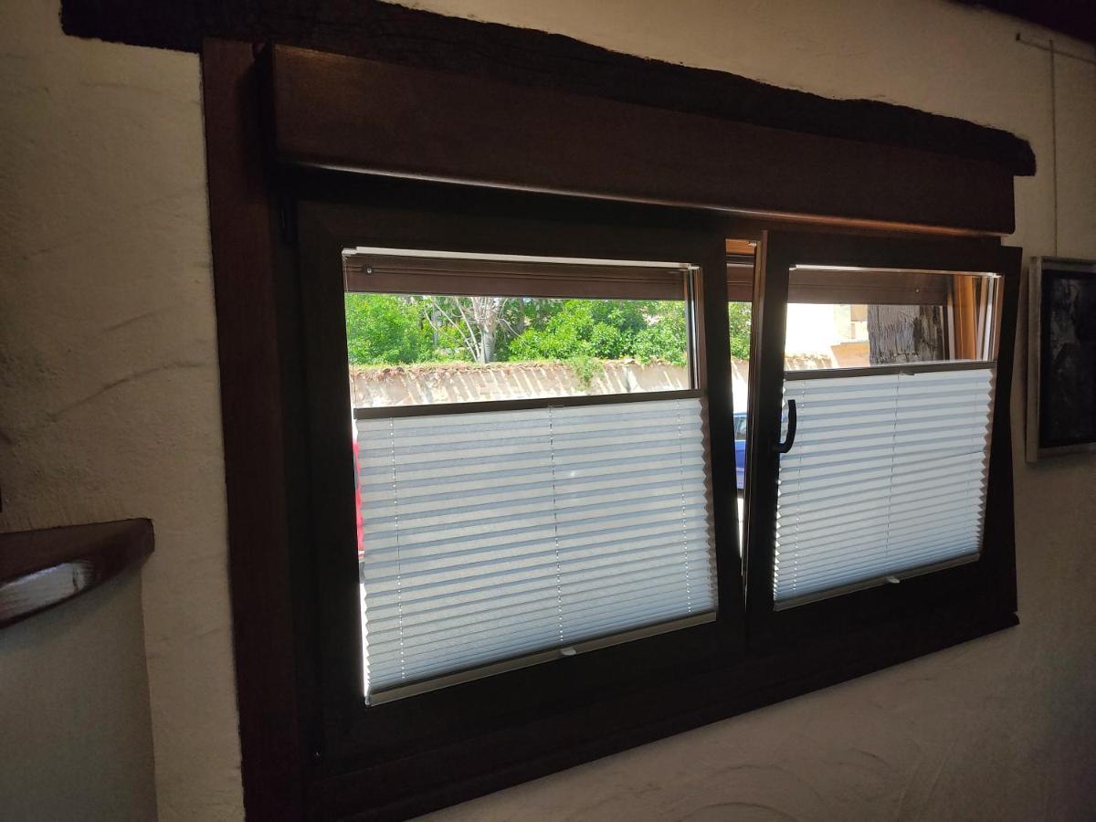 Hostal Suetxe Los Arcos Bagian luar foto